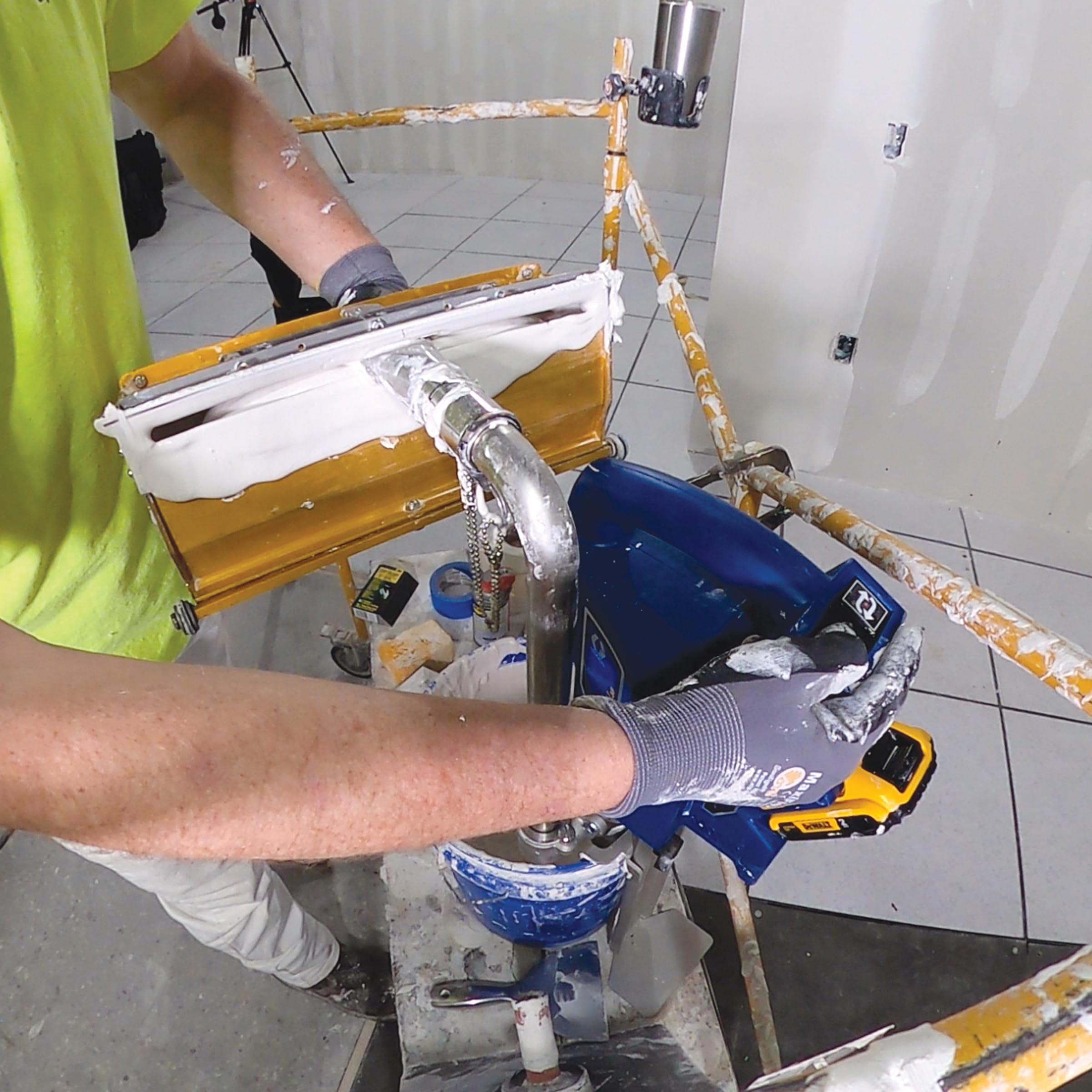 Graco PowerFill 3.5 Standard Series Cordless Loading Pump 26B417 - Image 4